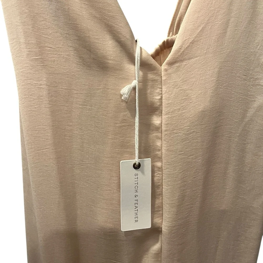 Lush Set Of 3 Womens Snake Print, Floral Dresses and Ivory Jumpsuit NWT Sz Large - Picture 9 of 13